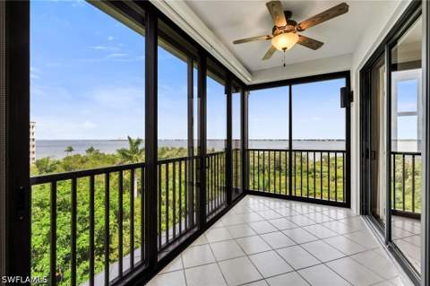 11640 Court Of Palms 301, Fort Myers FL - photo 20 of 24