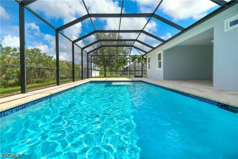 4006 SW 26th Ct, Cape Coral FL - photo 7 of 35