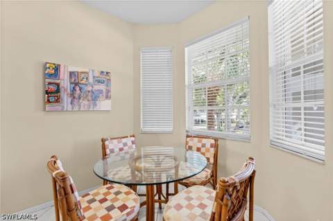 2345 Carrington Ct 204, Naples FL - photo 6 of 22
