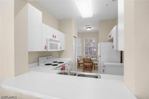 2345 Carrington Ct 204, Naples FL - photo 7 of 22
