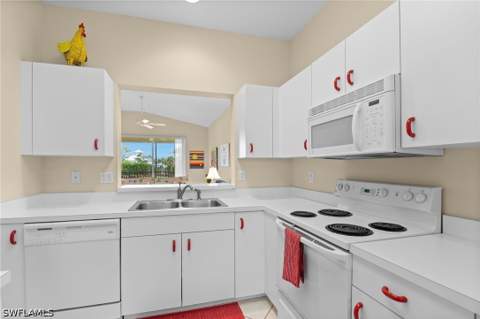 2345 Carrington Ct 204, Naples FL - photo 9 of 22