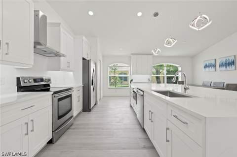 2050 Terrazzo Ln, Naples FL - photo 11 of 35