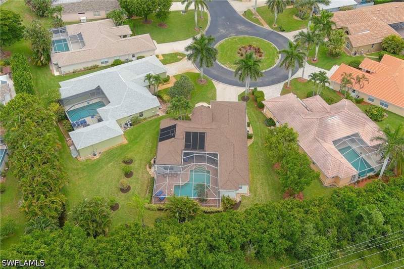 3 bedroom SingleFamilyResidence at 2050 Terrazzo Ln, Briarwood, Naples — photo 5