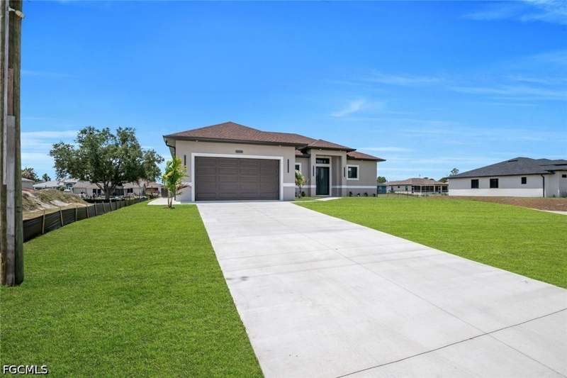 3 bedroom SingleFamilyResidence at 3115 2nd St SW, Lehigh Acres, Lehigh Acres — photo 2