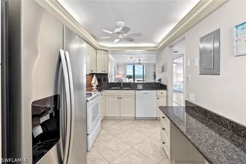 320 Seaview Ct 2-805, Marco Island FL - photo 9 of 27