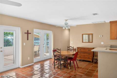 12279 Matlacha Blvd, Matlacha Isles FL - photo 7 of 47