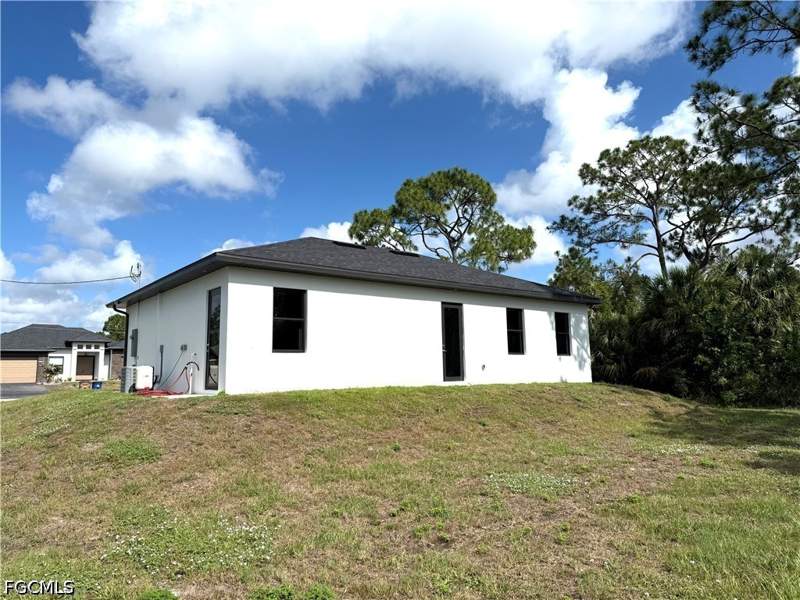 3 bedroom SingleFamilyResidence at 347 Rancho Ave, Southwood, Lehigh Acres — photo 4