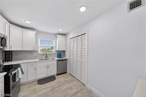 1714 Bikini Ct 105, Cape Coral FL - photo 10 of 31