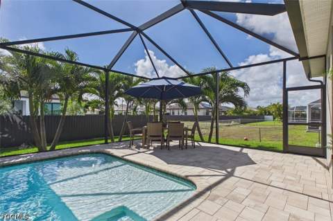 437 NW 38th Pl, Cape Coral FL - photo 20 of 25