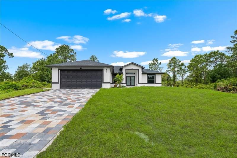 3 bedroom SingleFamilyResidence at 546 Genoa Ave S, Lehigh Acres, Lehigh Acres — photo 2