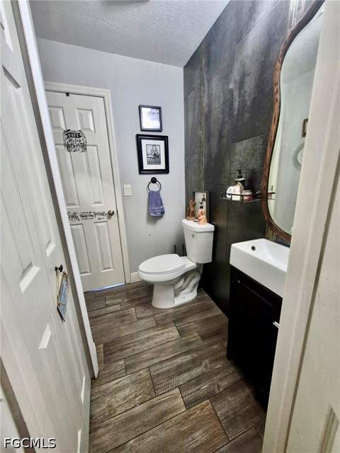 4009 NW 36th Ln, Cape Coral FL - photo 21 of 35