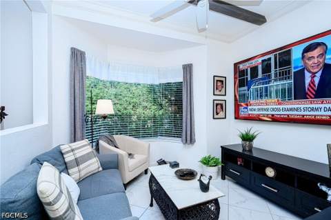 133 Colonade Cir, Naples FL - photo 12 of 34