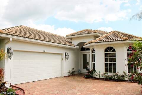 4388 Pomarine Ct, Naples FL - photo 10 of 22