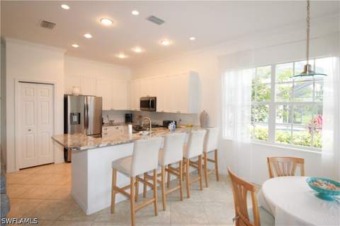 4388 Pomarine Ct, Naples FL - photo 15 of 22
