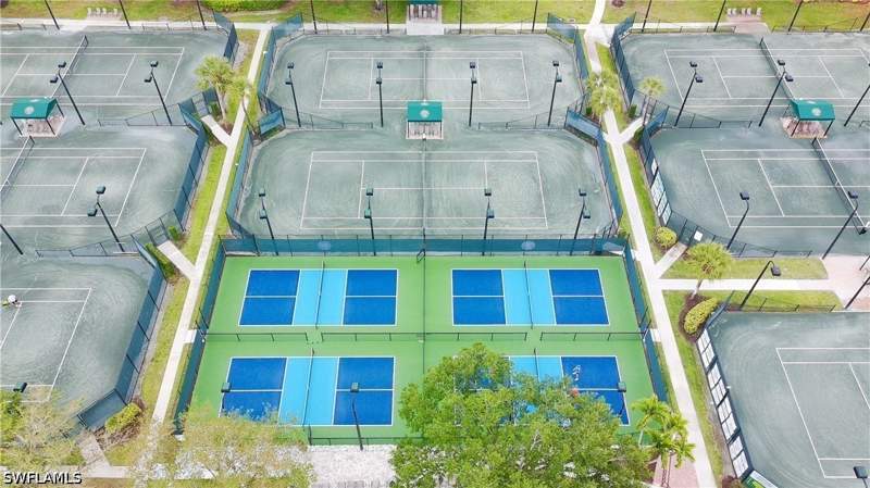 3 bedroom SingleFamilyResidence at 4388 Pomarine Ct, Longshore Lake, Naples — photo 5
