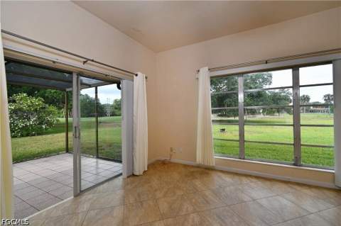 9 Park Lane Cir, Lehigh Acres FL - photo 9 of 41