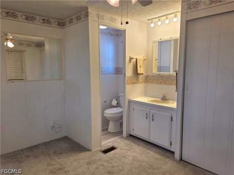 549 Freedom St, North Fort Myers FL - photo 12 of 38
