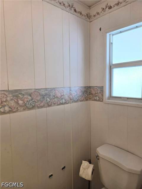 549 Freedom St, North Fort Myers FL - photo 13 of 38