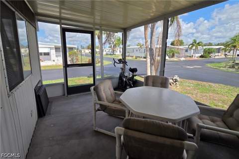 549 Freedom St, North Fort Myers FL - photo 22 of 38