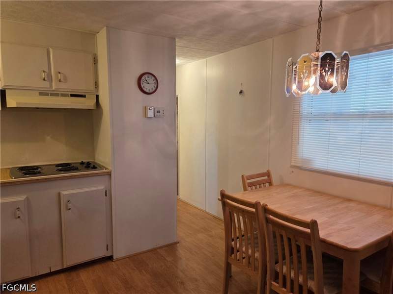 2 bedroom ManufacturedHome at 549 Freedom St, Lazy Days Mobile Village, North Fort Myers — photo 5