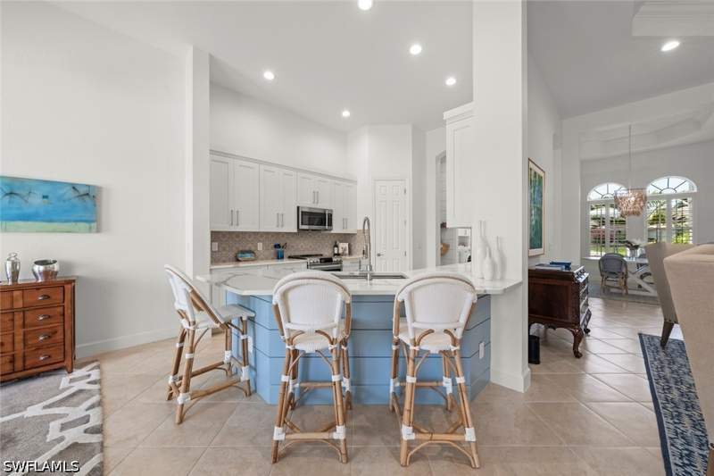 3 bedroom SingleFamilyResidence at 11945 Heather Woods Ct, Hollybrook, Naples — photo 3