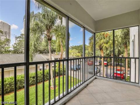201 Arbor Lake Dr 2-201, Naples FL - photo 21 of 48