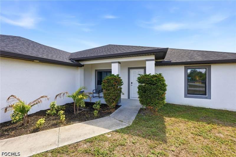 4 bedroom SingleFamilyResidence at 4705 Dora Ave S, Lehigh Acres, Lehigh Acres — photo 4
