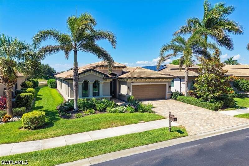 2 bedroom SingleFamilyResidence at 9917 Alhambra Ln, Cordova At Spanish Wells, Bonita Springs — photo 2