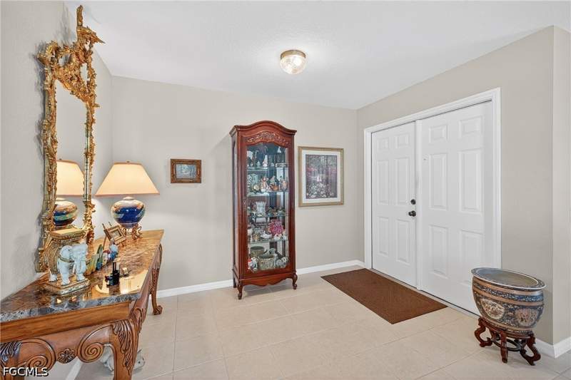 4 bedroom SingleFamilyResidence at 12835 Oakpointe Cir, Danforth Lakes, Fort Myers — photo 3