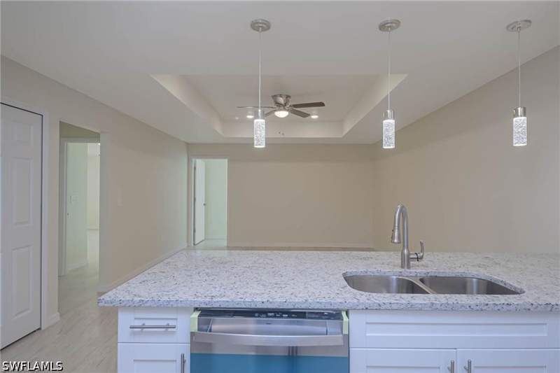 4 bedroom SingleFamilyResidence at 2120 French St, Fort Myers, Fort Myers — photo 3