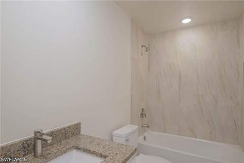 2120 French St, Fort Myers FL - photo 9 of 24
