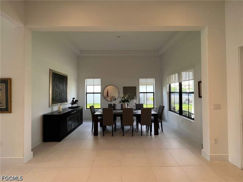 4 bedroom SingleFamilyResidence at 4957 Corrado Ave, Maple Ridge, Ave Maria — photo 3