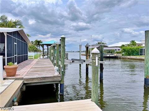 2691 Geary St, Matlacha FL - photo 10 of 41