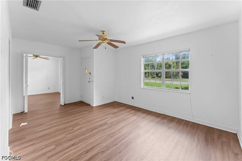 2 bedroom SingleFamilyResidence at 260 Fraser AVE, LABELLE, Labelle — photo 3