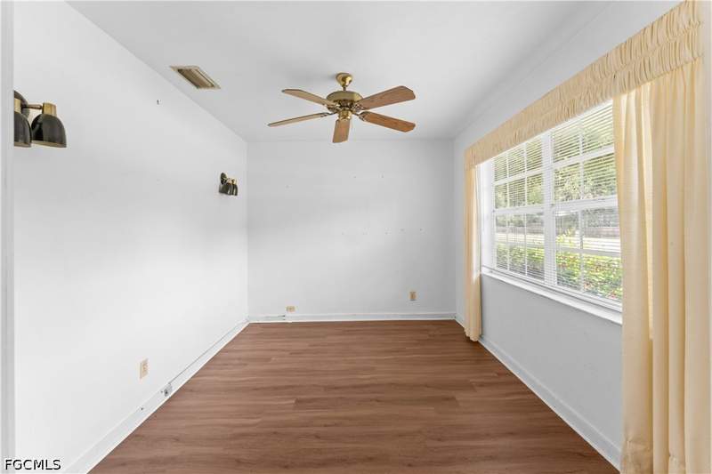 2 bedroom SingleFamilyResidence at 260 Fraser AVE, LABELLE, Labelle — photo 4
