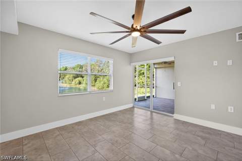 4910 Cougar Ct N 1-103, Naples FL - photo 18 of 37