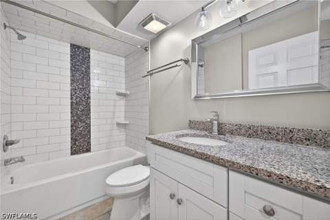 4910 Cougar Ct N 1-103, Naples FL - photo 23 of 37