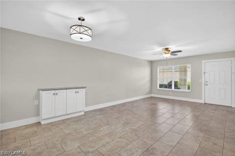 4910 Cougar Ct N 1-103, Naples FL - photo 8 of 37