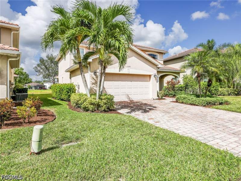 4 bedroom SingleFamilyResidence at 1529 Birdie Dr, Valencia Country Club, Naples — photo 4