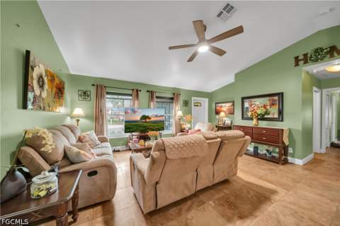 8434 Butternut Rd, Fort Myers FL - photo 10 of 37