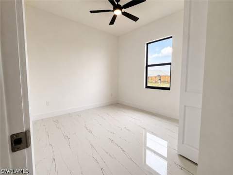 921 Martha Ave S, Lehigh Acres FL - photo 15 of 21