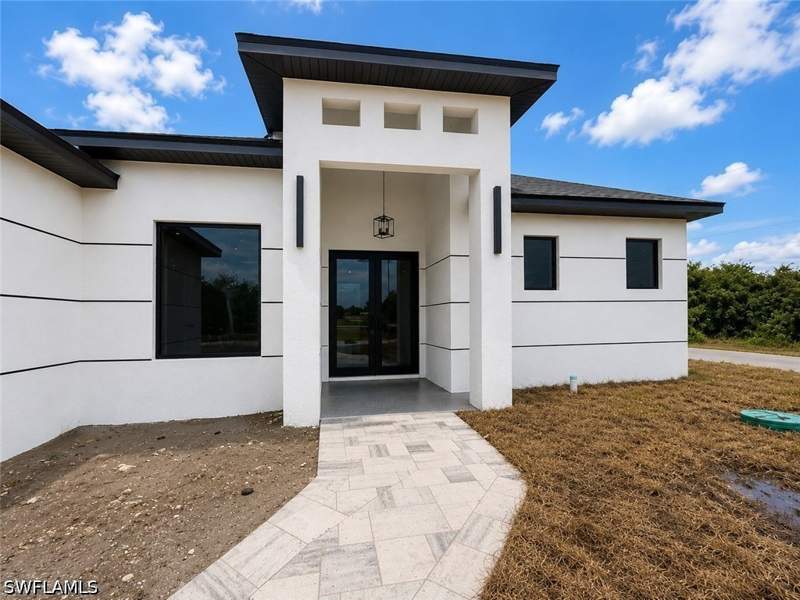 3 bedroom SingleFamilyResidence at 921 Martha Ave S, Lehigh Acres, Lehigh Acres — photo 2
