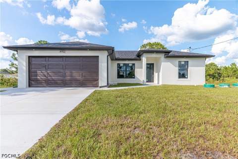 2710 42nd St W, Lehigh Acres FL - photo 14 of 45