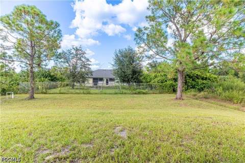 2710 42nd St W, Lehigh Acres FL - photo 20 of 45