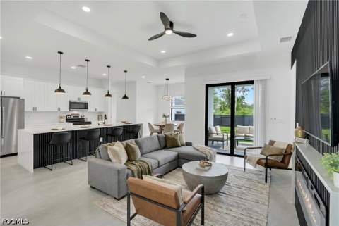 1047 Merry St E, Lehigh Acres FL - photo 11 of 50