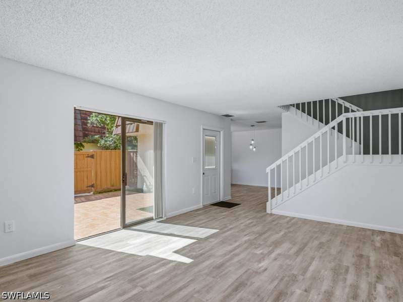 2 bedroom Townhouse at 5247 Cedarbend Dr 2, Village Of Cedarbend, Fort Myers — photo 5