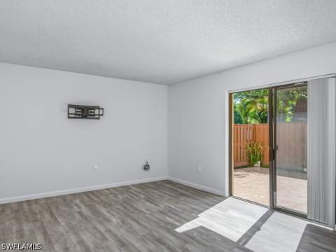 5247 Cedarbend Dr 2, Fort Myers FL - photo 7 of 27