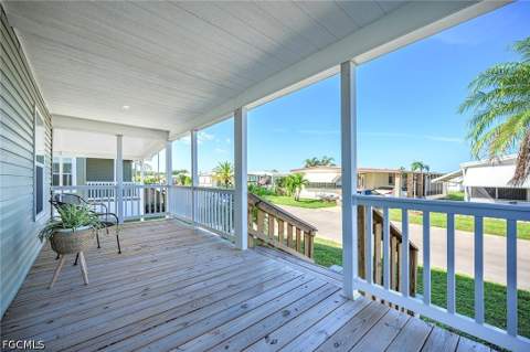 93 Poinsettia Dr, Fort Myers FL - photo 22 of 34