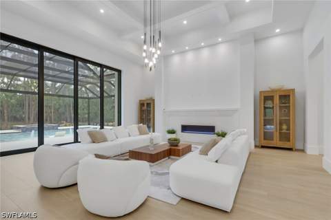 5025 Boxwood Way, Naples FL - photo 10 of 45