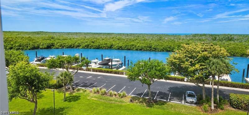 2 bedroom Condominium at 13105 Vanderbilt Dr 502, Marina Bay Club Of Naples, Naples — photo 2